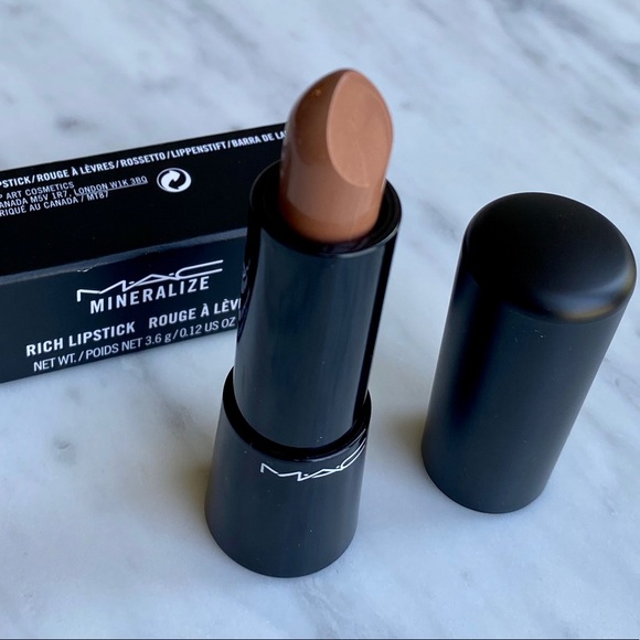 MAC Touch The Earth Mineralize Rich Lipsti…